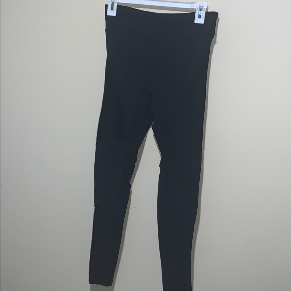 Fashion nova leggings